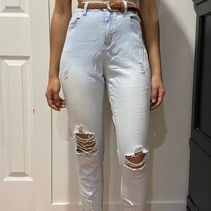 Cute ripped high waisted jeans